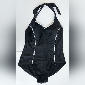 NWOT Plus Ladies Size 2X (18W-20W) Black Catalina 1 Piece Swimsuit W/Molded Cups